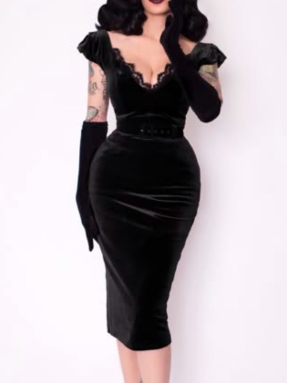 La femme en noir Baudelaire black velvet wiggle dress size small see description